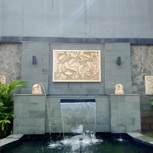 relief ikan koi