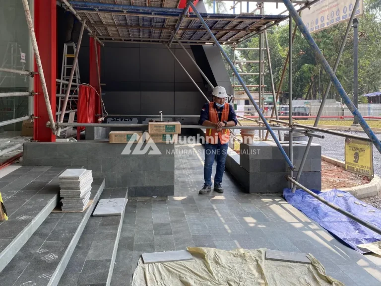 Proyek Batu Andesit, Lantai Eksterior & Pilar Pagar, Pertamina Kalideres