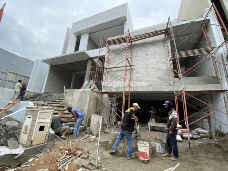 before - pemasangan batu andesit untuk lantai carport