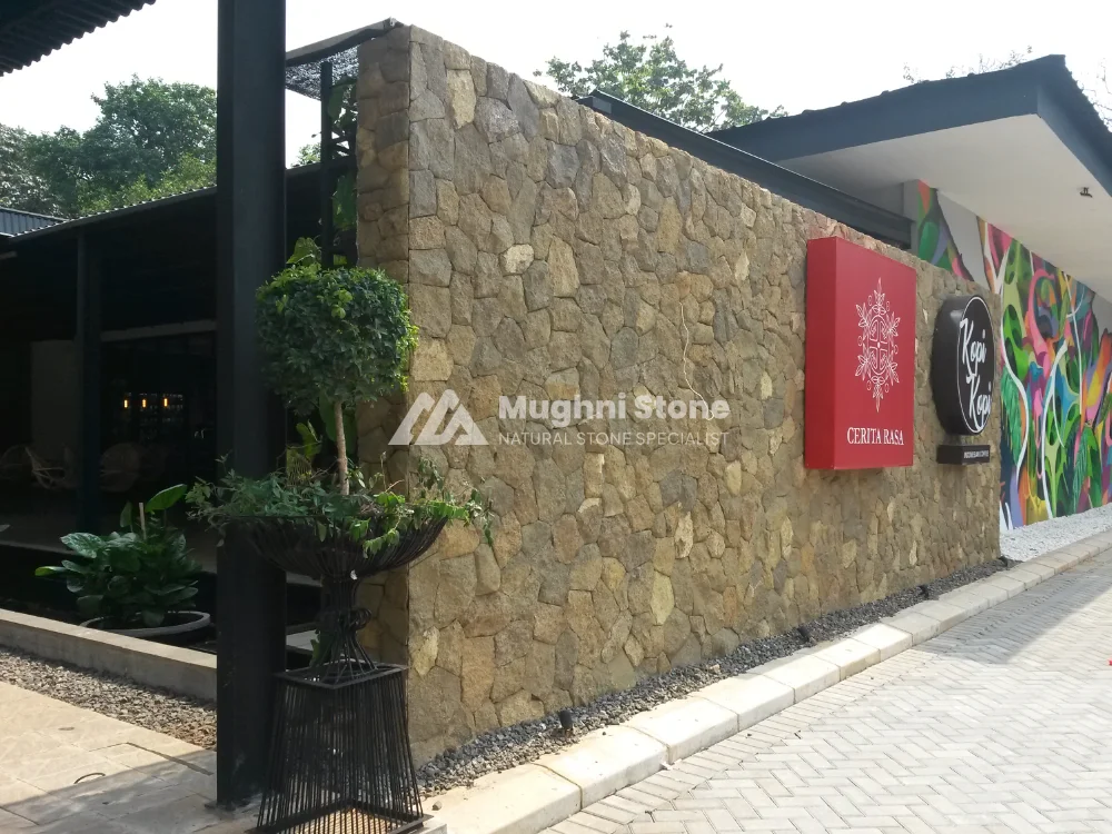 pagar batu alam serai bali